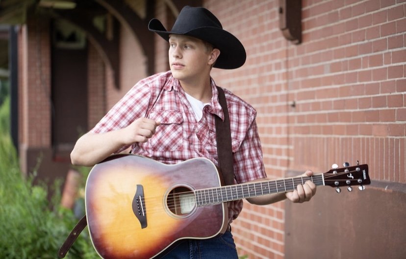 FREE MUSIC FRIDAY with TYLER SALSMAN